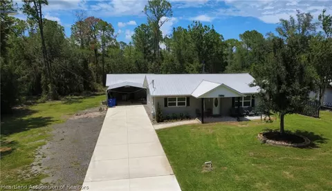 1306 Magnolia St, Sebring, FL 33875