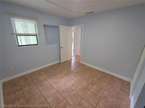 Bedroom - 5313 Manatee Dr, Sebring, FL 33870 photo 2 of 4