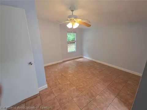 Bedroom - 5313 Manatee Dr, Sebring, FL 33870 photo 3 of 4