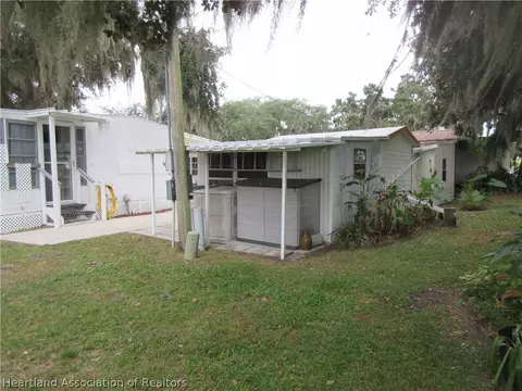 110 Shrimp Ave, Lorida, FL 33857 photo 5