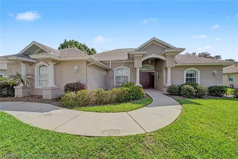 3000 Manor Dr, Sebring, FL 33872