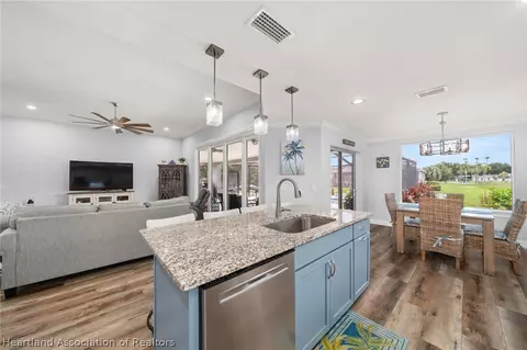 Kitchen - 717 Cypress Ct, Sebring, FL 33876 photo 5 of 5