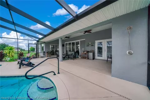 Exterior - 717 Cypress Ct, Sebring, FL 33876 photo 8 of 8