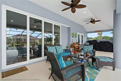Exterior - 717 Cypress Ct, Sebring, FL 33876 photo 4 of 8