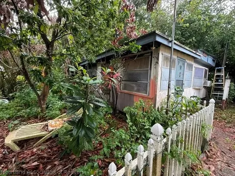 24 Country Rd, Lorida, FL 33857 photo 2