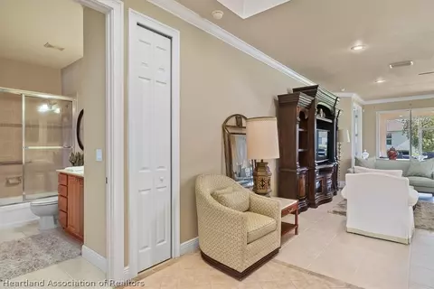 Entry Way - 6936 Cecilia Ave, Sebring, FL 33872 photo 4 of 7