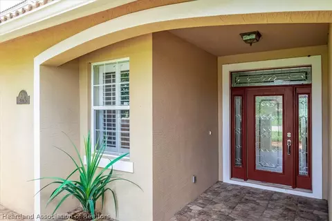 Entry Way - 6936 Cecilia Ave, Sebring, FL 33872 photo 7 of 7