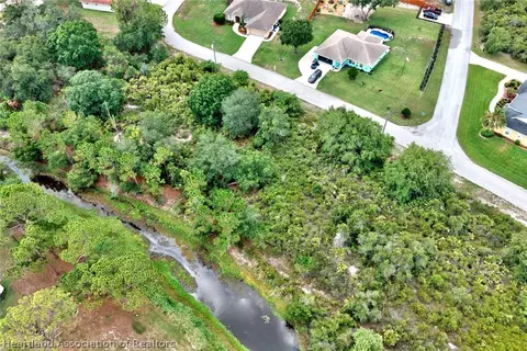 600 Coolidge Ave NE, Lake Placid, FL 33852
