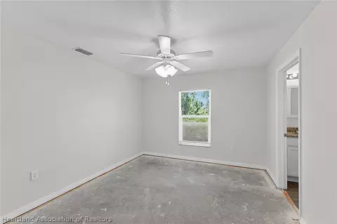 Bedroom - 6507 Forest Cir, Labelle, FL 33935 photo 2 of 5