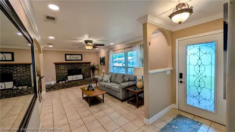 Entry Way - 175 Myrtle Dr, Wauchula, FL 33873 photo 1 of 1
