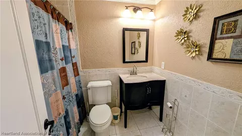 Bath - 175 Myrtle Dr, Wauchula, FL 33873 photo 3 of 3