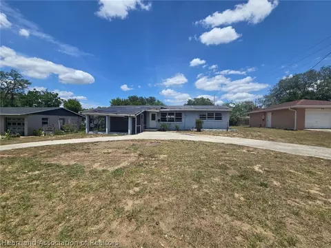 618 Cherokee Cir, Avon Park, FL 33825