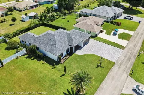 View/Area - 2202 Jackson Dr, Sebring, FL 33870 photo 5 of 6