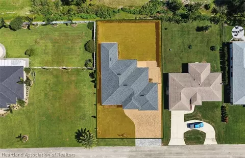 View/Area - 2202 Jackson Dr, Sebring, FL 33870 photo 4 of 6
