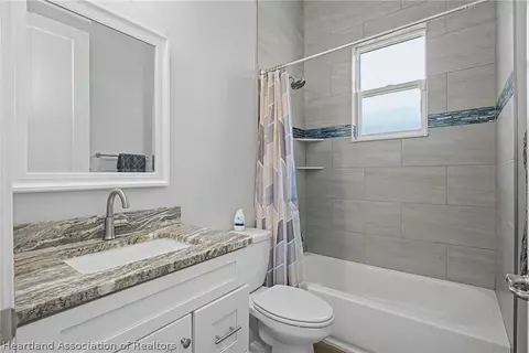Bath - 5299 Pebble Beach Drive Of, Sebring, FL 33872 photo 4 of 5