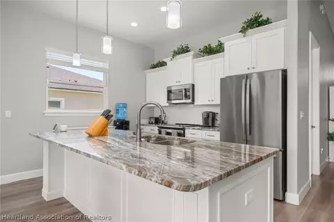 Kitchen - 5299 Pebble Beach Drive Of, Sebring, FL 33872 photo 1 of 6