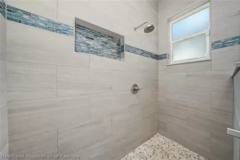 Bath - 5299 Pebble Beach Drive Of, Sebring, FL 33872 photo 2 of 5