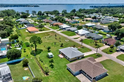 View/Area - 2320 Jackson Dr, Sebring, FL 33870 photo 6 of 10