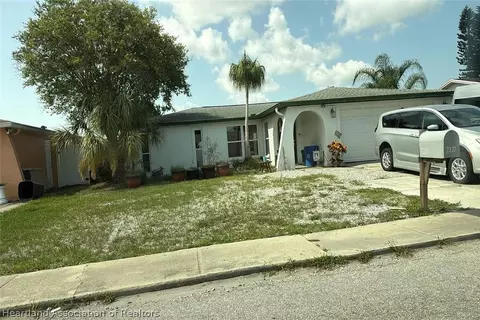 7320 Mayfield Dr, Port Richey, FL 34668