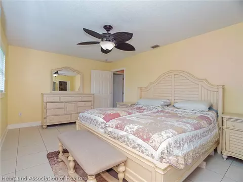 Bedroom - 905 Kerry Dr, Sebring, FL 33870 photo 1 of 5