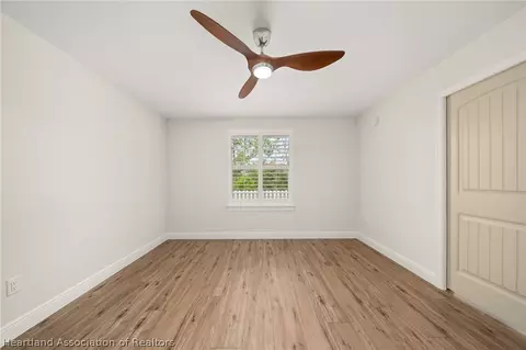Bedroom - 5130 Pebble Beach Dr, Sebring, FL 33872 photo 2 of 6