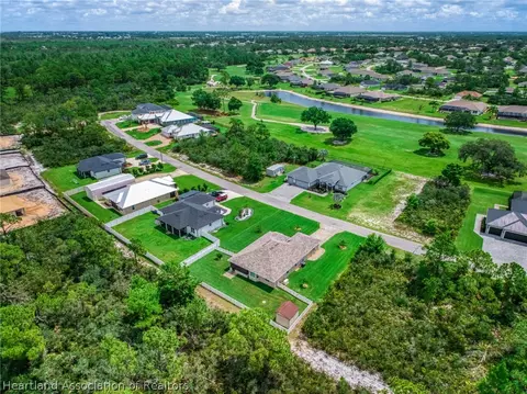 View/Area - 5130 Pebble Beach Dr, Sebring, FL 33872 photo 2 of 7