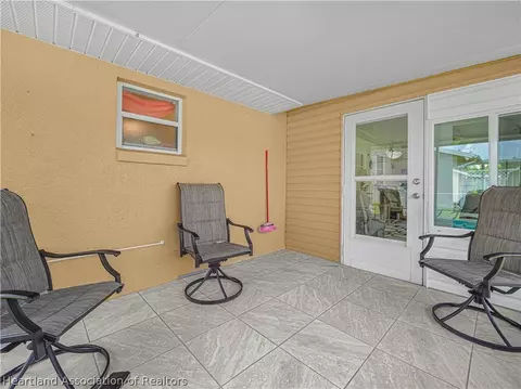 Exterior - 4423 Loquat Rd, Sebring, FL 33875 photo 3 of 12