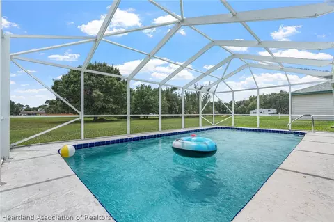 Exterior - 6232 Edgewater Ter, Sebring, FL 33876 photo 3 of 3