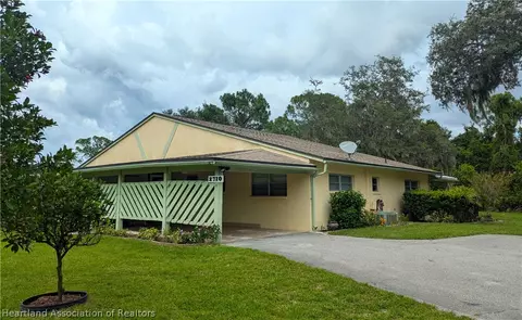 2710 Golf Hammock Dr, Sebring, FL 33872