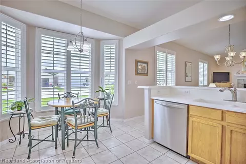 Kitchen - 2117 Vantage Trce, Sebring, FL 33872 photo 3 of 4