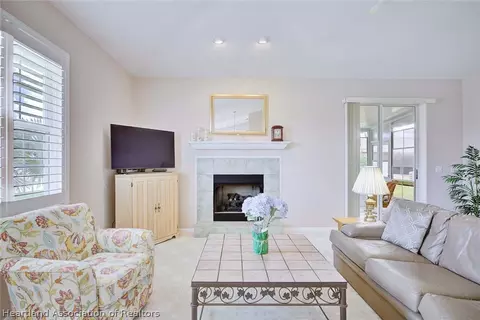 Living - 2117 Vantage Trce, Sebring, FL 33872 photo 3 of 4