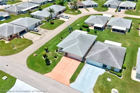 View/Area - 2117 Vantage Trce, Sebring, FL 33872 photo 3 of 9