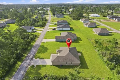 View/Area - 6898 Dickinson Dr, Sebring, FL 33872 photo 2 of 7