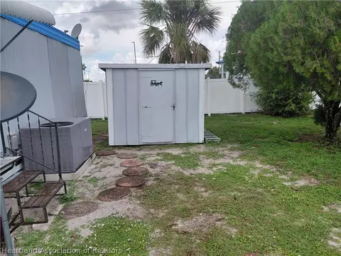 8116 Clara St, Sebring, FL 33870 photo 11