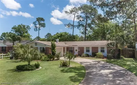 801 Montego Rd E, Jacksonville, FL 32216