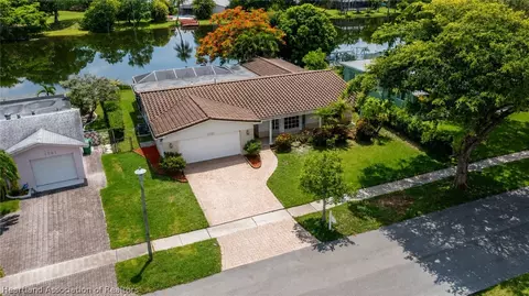 1731 NW 108 Ave, Pembroke Pines, FL 33026