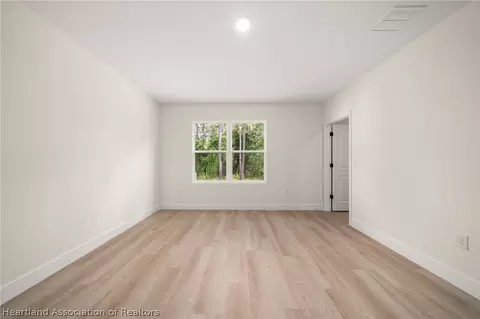 Bedroom - 8725 Capilla St, Sebring, FL 33872 photo 5 of 11