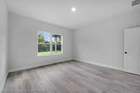 Bedroom - 4700 San Ignacio Dr, Sebring, FL 33872 photo 2 of 9