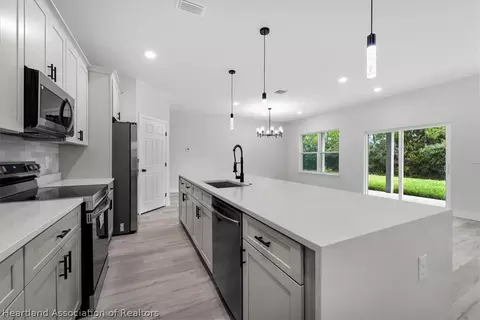 Kitchen - 4700 San Ignacio Dr, Sebring, FL 33872 photo 1 of 5