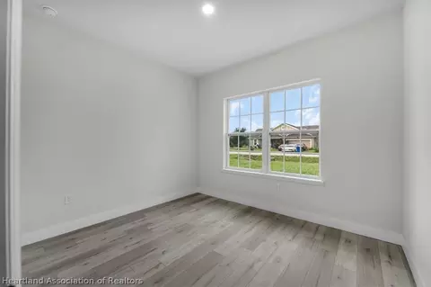 Bedroom - 4700 San Ignacio Dr, Sebring, FL 33872 photo 4 of 9