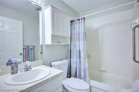 Bath - 3500 Osca St, Sebring, FL 33872 photo 2 of 2