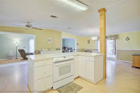 255 Hickory Ridge Dr, Sebring, FL 33876 photo 14