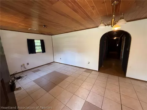 Entry Way - 115 Lawrence Ave, Sebring, FL 33870 photo 1 of 3