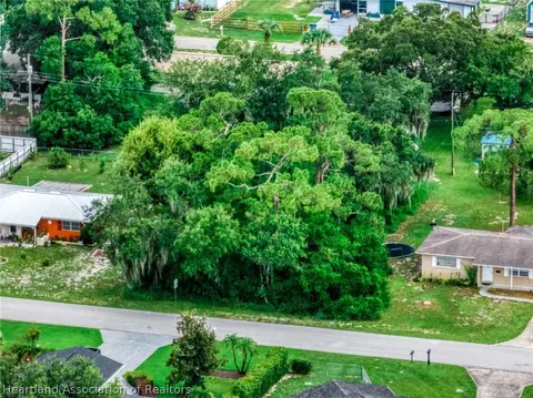 Swallow Avenue, Sebring, FL 33870 photo 5