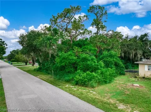 Swallow Avenue, Sebring, FL 33870 photo 3