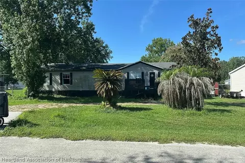 5752 Cherry Tree Dr, Lakeland, FL 33811