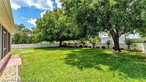 Exterior - 2001 Alan St, Sebring, FL 33875 photo 11 of 12