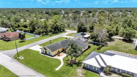View/Area - 2001 Alan St, Sebring, FL 33875 photo 1 of 7