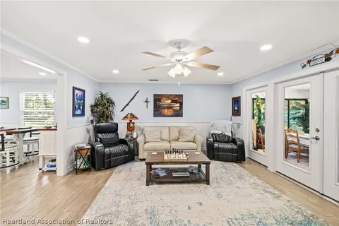 Living - 18 Peaceful Pl, Lorida, FL 33857 photo 2 of 2