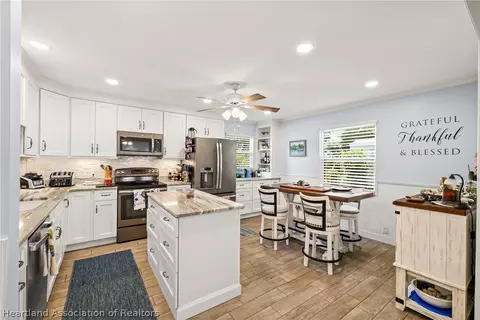Kitchen - 18 Peaceful Pl, Lorida, FL 33857 photo 1 of 5